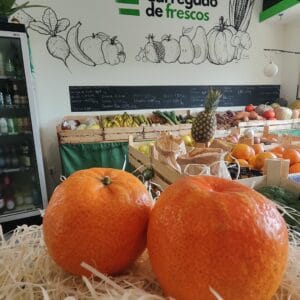 Mais de 20 caracteres, preferia um pouco menos, mas está dentro do limite.