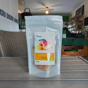 Manga biológica fresca e saudável, perfeita para snacks e receitas nutritivas.