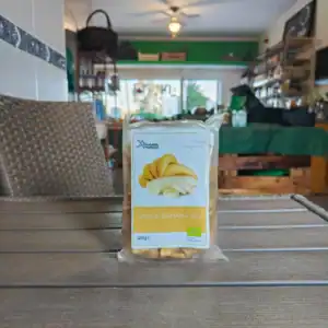 Snack de banana orgânica com fibras e magnésio, saudável e natural.
